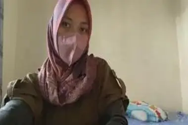 Ukhti Mukena Cantik Live Bersantai Kasur